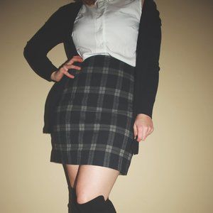 Banana Republic Plaid Pencil skirt